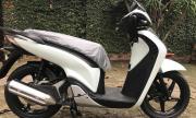 Bán xe Honda SH150i màu trắng đời 2014 xe còn mới đẹp - 