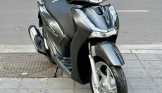 Cần bán xe Honda SH 125 2022 màu xám - Hà Nội