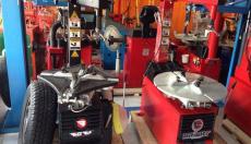 Máy ra vỏ xe máy Trung quốc, Hàn Quốc, Italy - TP Hồ Chí Minh