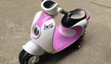 Xe máy điện cho bé gái Vespa LWD-2017 màu tím đẹp - Hà Nội