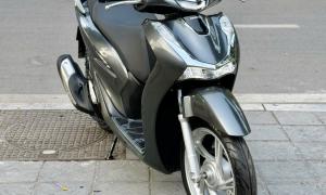 Cần bán xe Honda SH 125 2022 màu xám