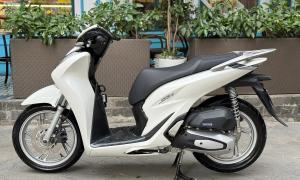 Cần bán SH 125 ABS 2025 màu trắng đen siêu lượt Likeenew chính chủ