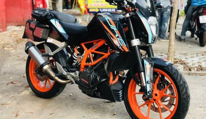 Cần bán KTM DUKE 390 - HQCN - Date 2017