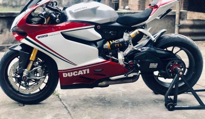 Bán ducati 1199s ( date 2014) Hqcn