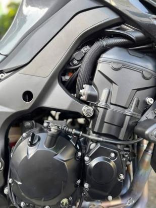 Cần bán Kawasaki Z1000 xám xi măng biển số SG