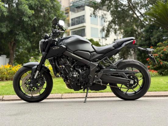 Cần bán, bán xe Honda CB650 2023 Black Edison siêu mới