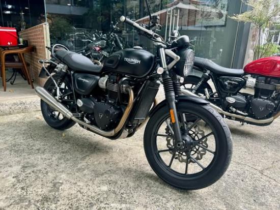 Cần bán, bán xe Triumph Street Twin 900