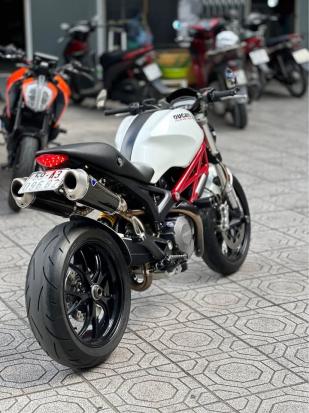 Cần bán, bán xe Ducati monster 796 abs hqcn bản nhập ý bssg chính chủ ký