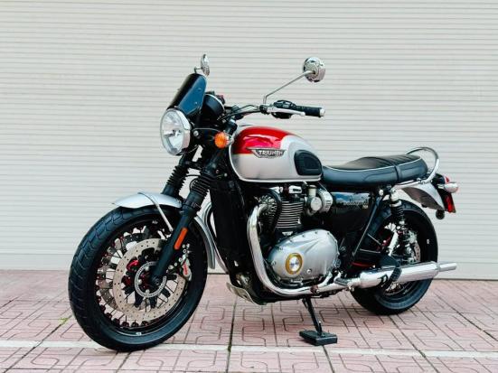 Cần bán xe Triumph T120 UK