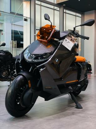 Cần bán BMW CE 04 – Tương lai di chuyển trong tầm tay bạn!