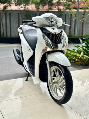 Cần bán xe SH125i 2016