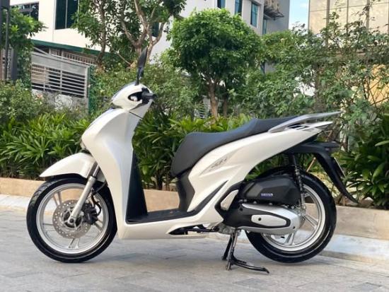 Cần bán, bán xe Sh125 cbs 2021