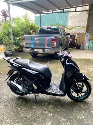 Cần bán xe Honda SH đời 2018 CBS 125i