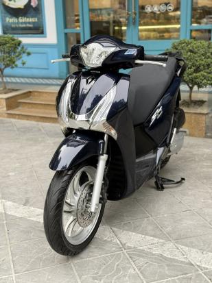 Cần bán, bán xe SH 125 CBS 2016 khoá Smarkey chính chủ 0do 12.000km