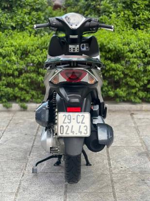 Cần bán xe SH Mode 125i ABS 2023 màu bạc nhám