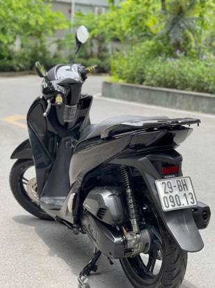 Cần bán xe Sh150i sản xuất 2018