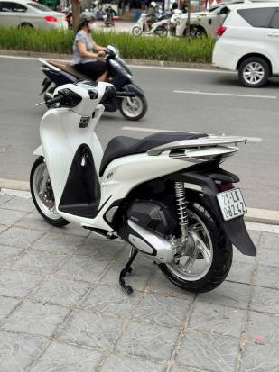 Cần bán xe Honda SH160CBS