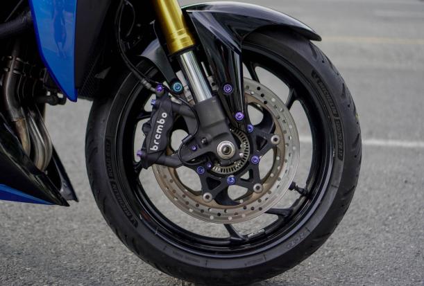 Bán xe Naked bike siêu mượt Suzuki GSX S1000