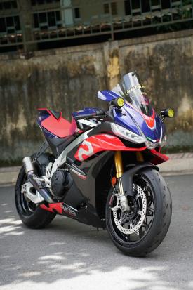 Bán xe Aprilia 1100 RSV4 bản Factory
