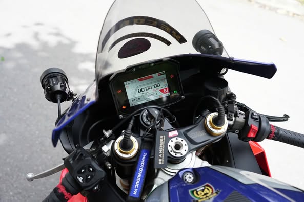 Bán xe Aprilia 1100 RSV4 bản Factory