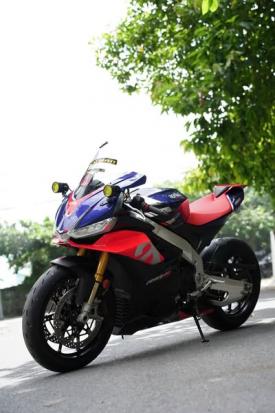 Bán xe Aprilia 1100 RSV4 bản Factory