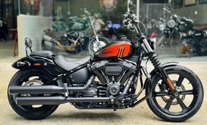 Cần bán Harley Street Bob HQCN BSTP T1/2025