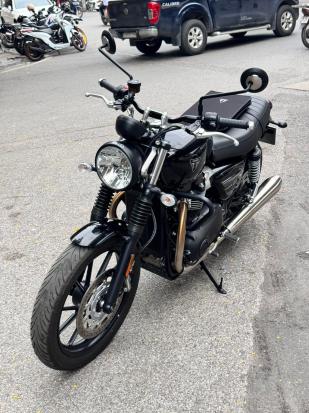 Cần bán xe Triumph Speed Twin 900 model 2025