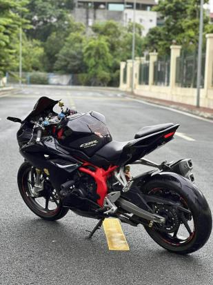 Cần bán xe CBR250RR