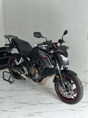 Cần bán Honda CB650F sx2018