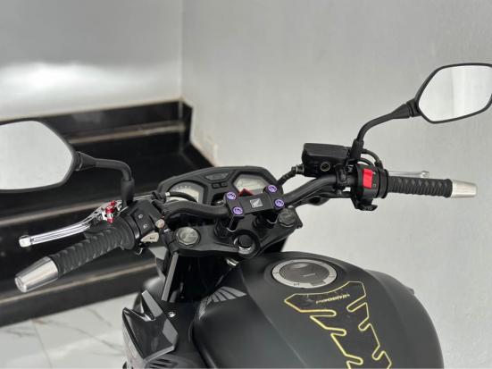 Cần bán Honda CB650F sx2018
