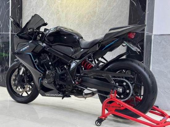 Cần bán xe Honda CBR650R 2023 BLACK EDITION