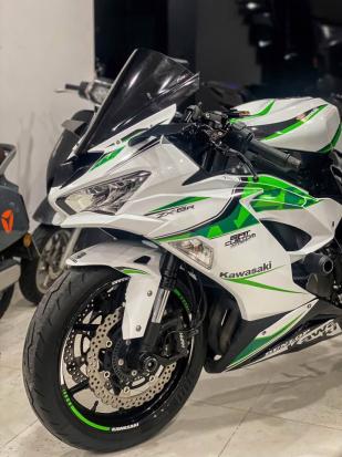 Cần bán Kawasaki ZX6R