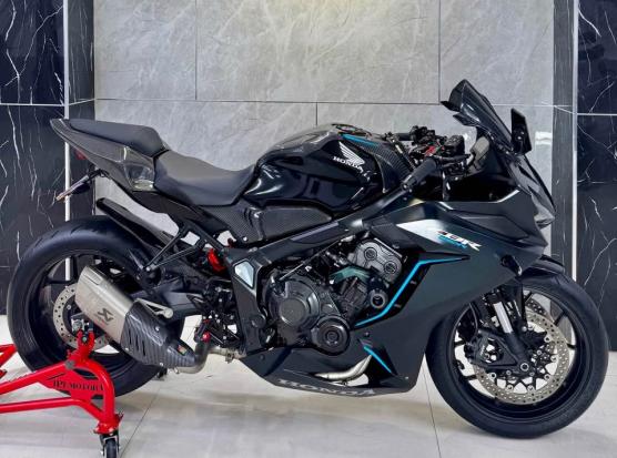Cần bán xe Honda CBR650R 2023 BLACK EDITION