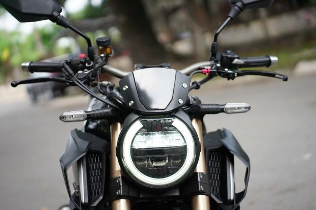 Cần bán xe HONDA CB650R ABS quốc dân