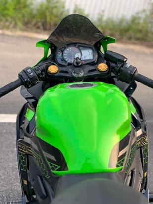Cần bán xe Kawasaki Ninja ZX25R