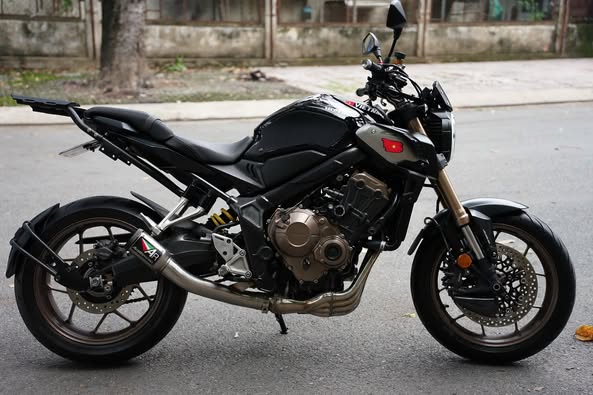 Cần bán xe HONDA CB650R ABS quốc dân
