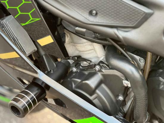 Cần bán xe Kawasaki Ninja ZX25R