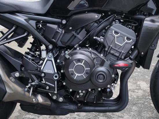 Cần bán, bán xe #Cb1000r Neo Black Edition đk 2024 odo 3k