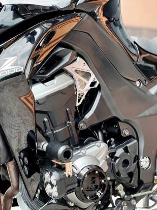 Cần bán xe KAWASAKI Z1000 ABS