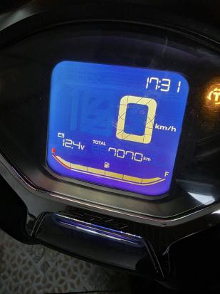 Cần bán SH160i sản xuất 12/2024