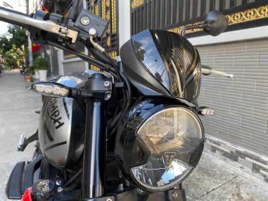 Cần bán TRIUMPH TRIDENT 660 ĐỜI 2022