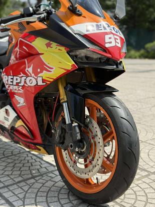 Cần bán, bán xe CBR 250RR
