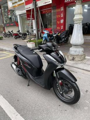 Cần bán SH160i sản xuất 12/2024