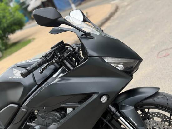 Cần bán, bán xe CBR650R - E Clutch