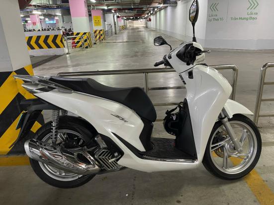 Cần bán xe Honda SH 125 CBS 2024 màu trắng
