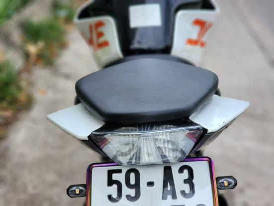 Cần bán KTM Duke 390 ABS ga điện 2018
