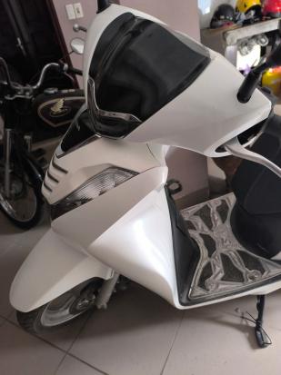 Cần bán xe Honda SHi 125 CBS