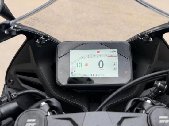 Cần bán, bán xe CBR650R - E Clutch