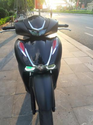 Cần bán xe Honda SH125CBS đời 2022