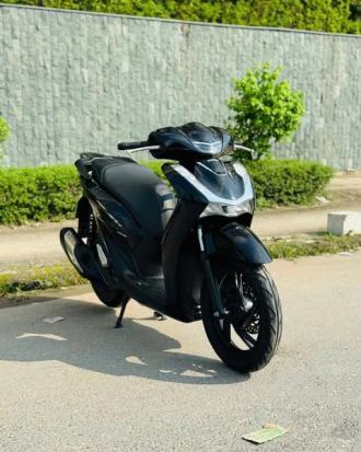 Cần bán, bán xe SH150 2022